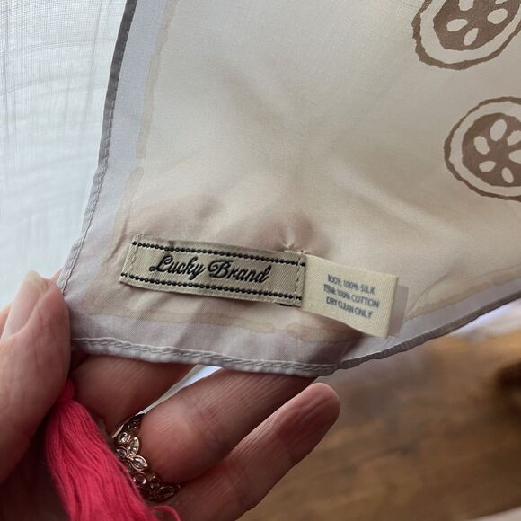 Lucky Brand 100% Silk Scarf Wrap Floral Geometric Pattern Tassel Accents 42 X 42 - Picture 3 of 7